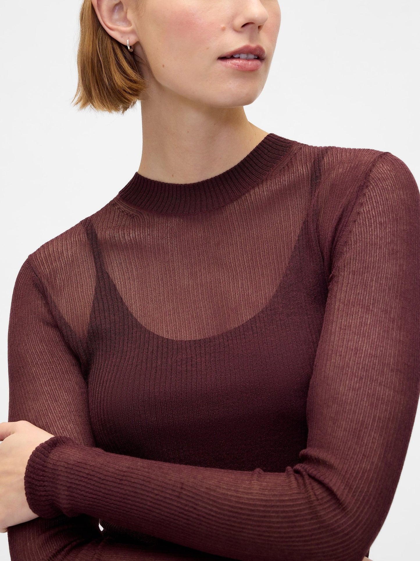 Bordo High-neck Sheer Kazak