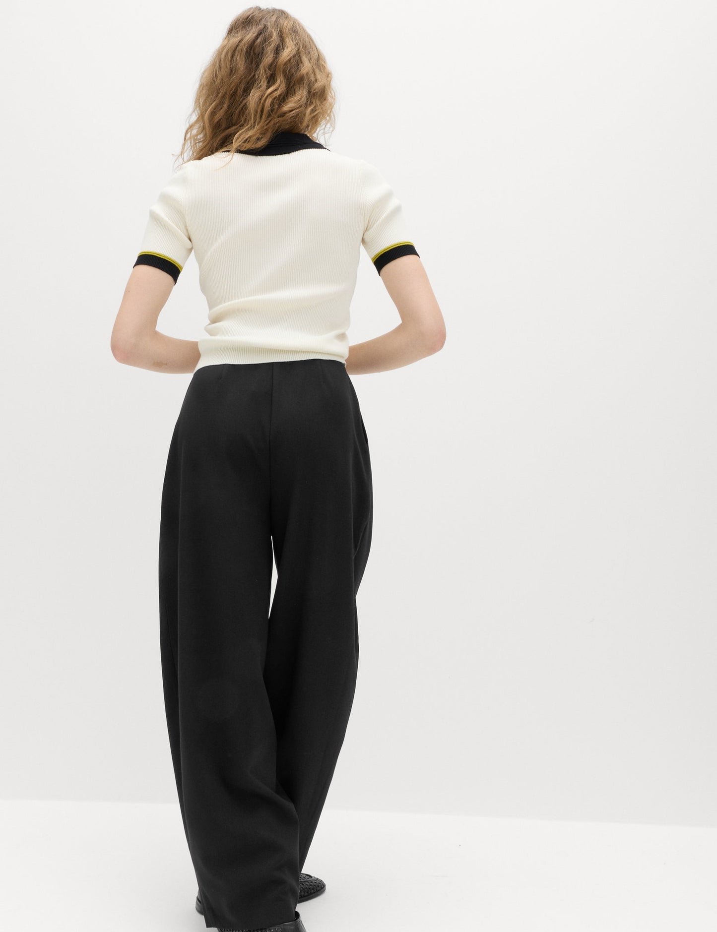 Pile Detaylı Tapered Fit Kadın Pantolon