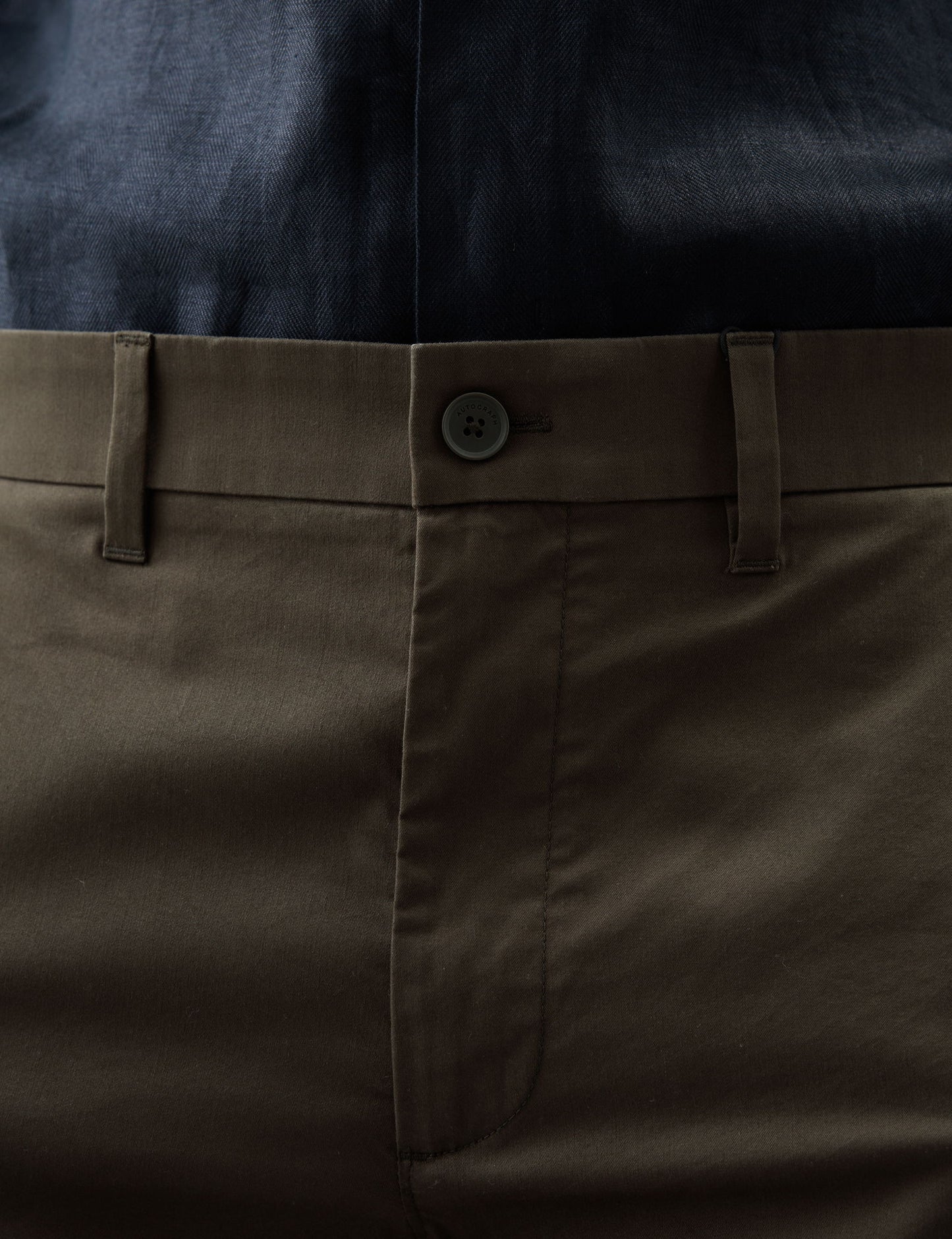 Pamuk Karışımlı Regular Fit Lightweight Chino Şort