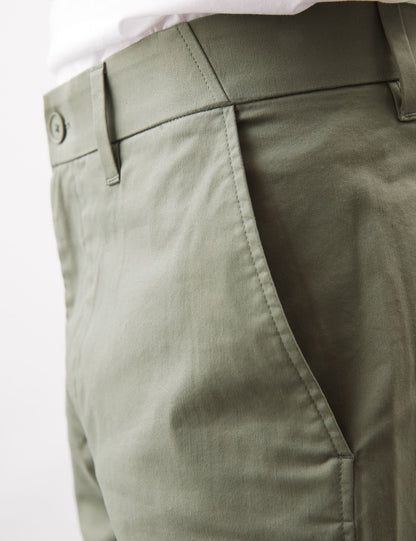 Pamuk Karışımlı Regular Fit Lightweight Chino Şort