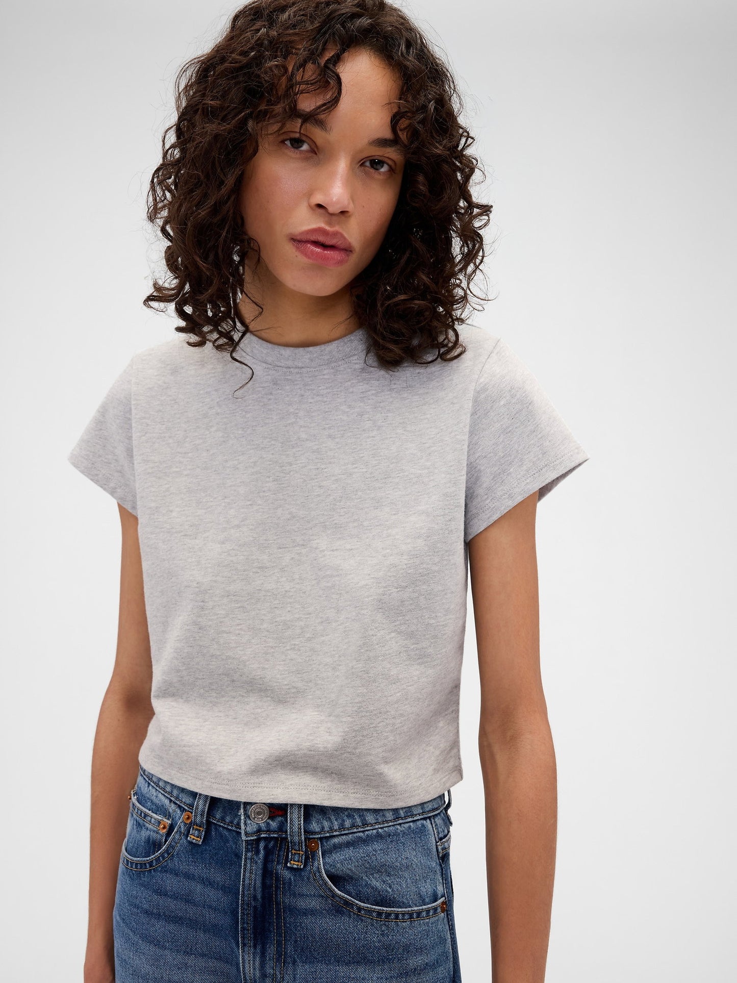 Açık Gri Gap × Victoria Beckham Organik Pamuk Logo Crop T-shirt