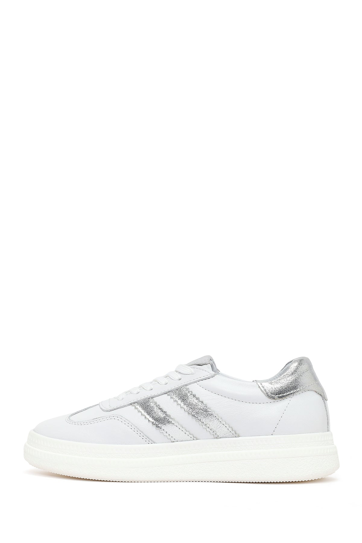 Kadın Beyaz Bağcıklı Deri Sneaker