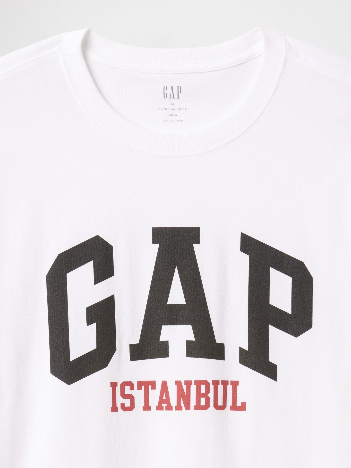 Beyaz Everyday Soft Gap Istanbul Logo T-shirt