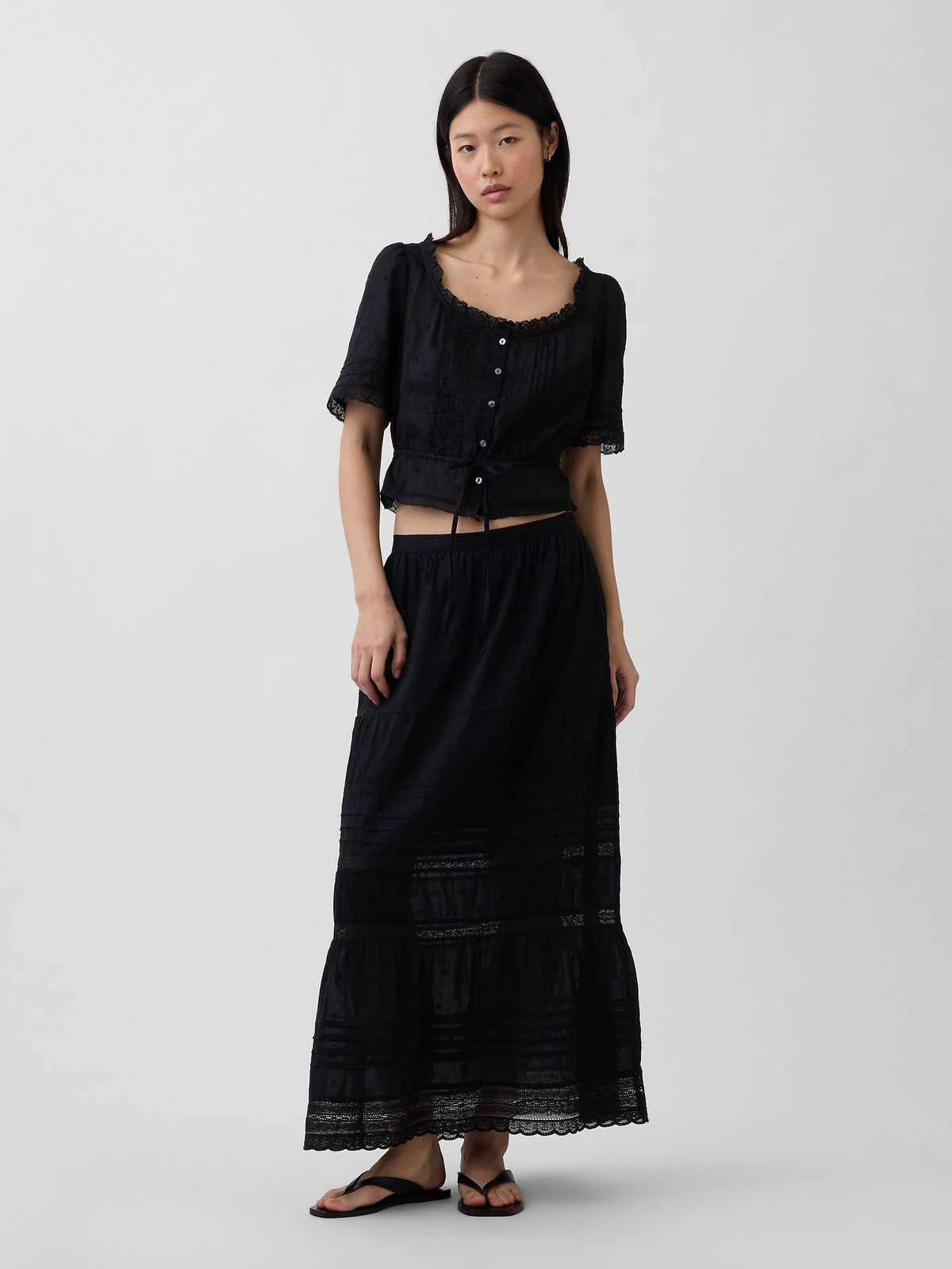 Siyah Dantel Detaylı Peplum Bluz