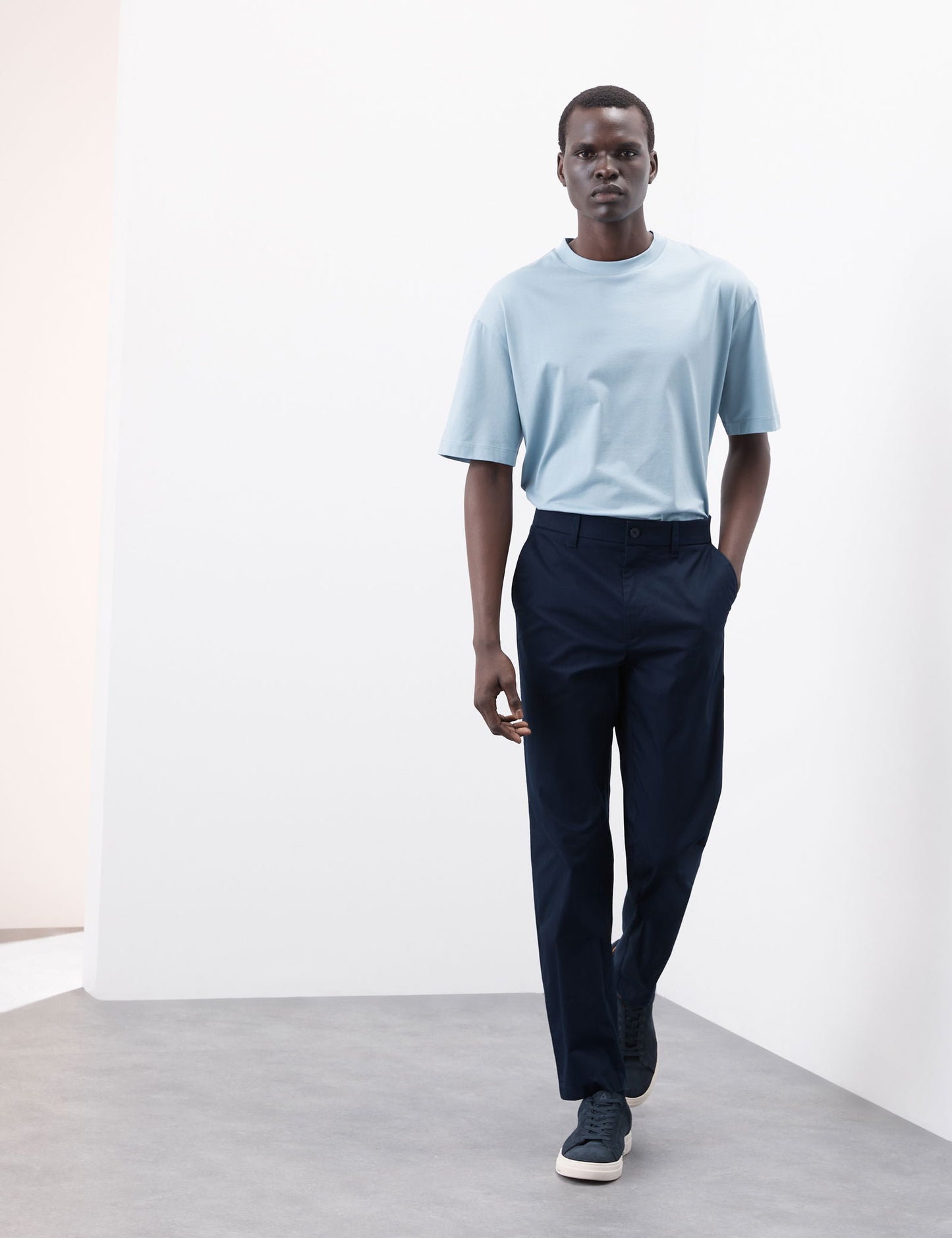 Regular Fit Süper Lightweight Chino