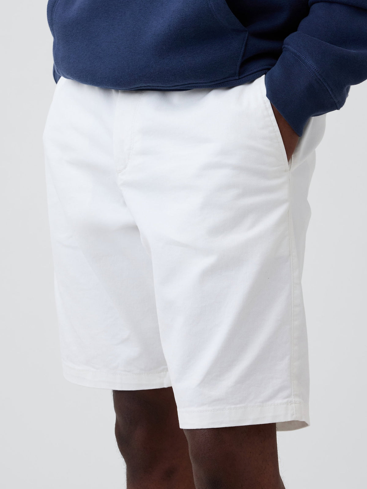 Beyaz 9 Essential Khaki Şort