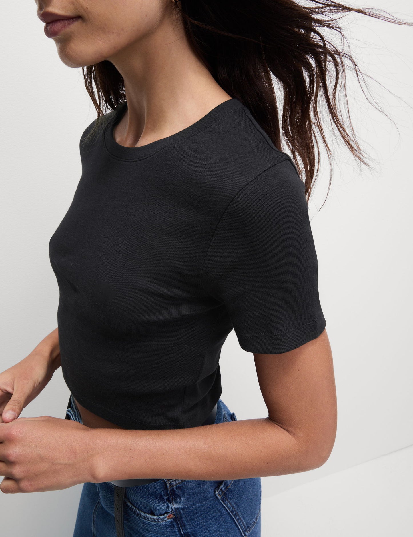 %100 Pamuklu Slim Fit Kısa Kollu Tişört