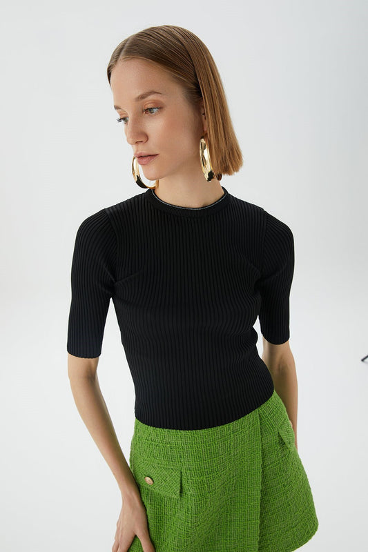 Fitilli Siyah Crop Top
