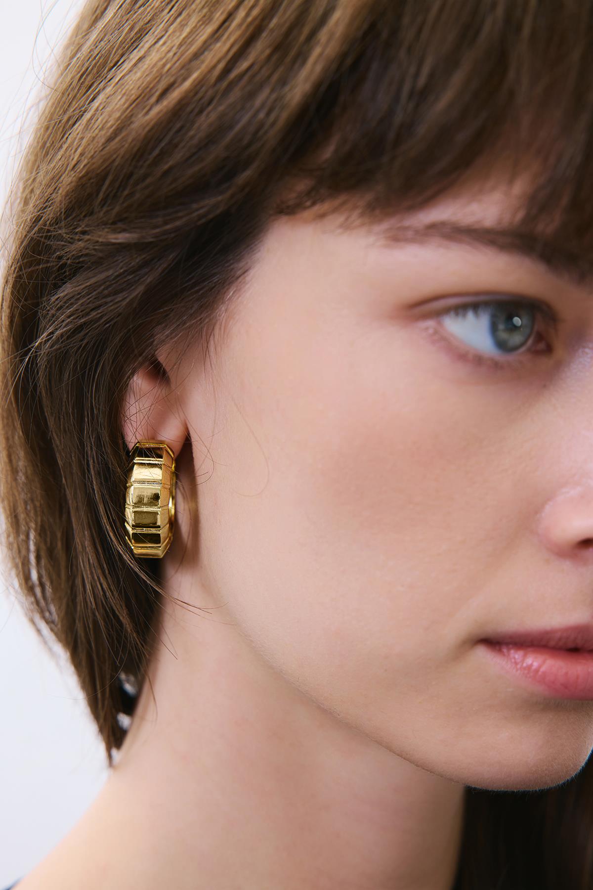 Modern Gold Halka Küpe