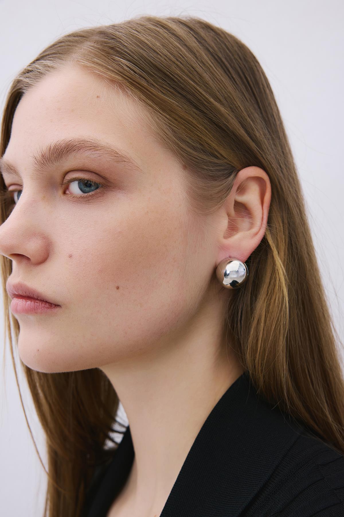 Zarif Yuvarlak Gümüş Küpe