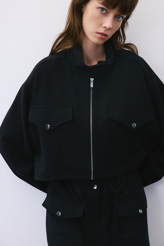 Gold Detaylı Yün Karışımlı Siyah Ceket