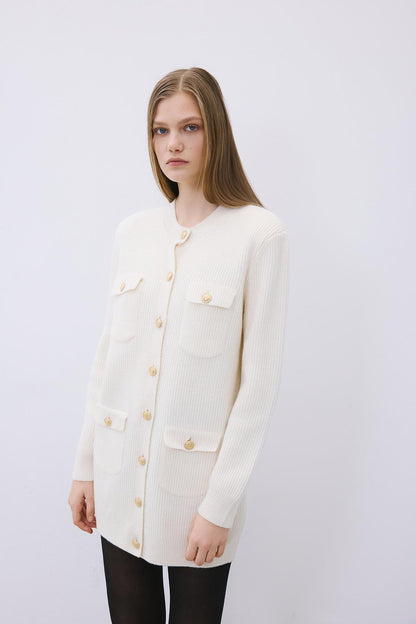 Gold Düğmeli Ekru Triko Hırka
