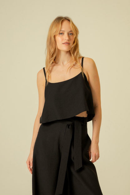 Ince Askılı Siyah Crop Top