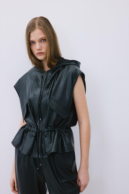 Kapüşonlu Suni Deri Siyah Yelek