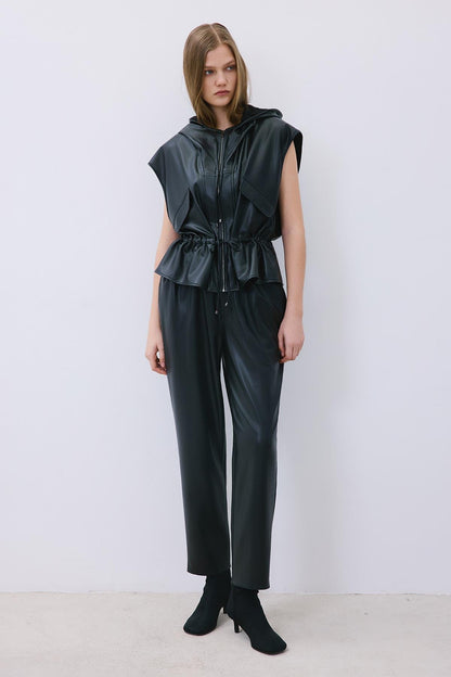 Kapüşonlu Suni Deri Siyah Yelek