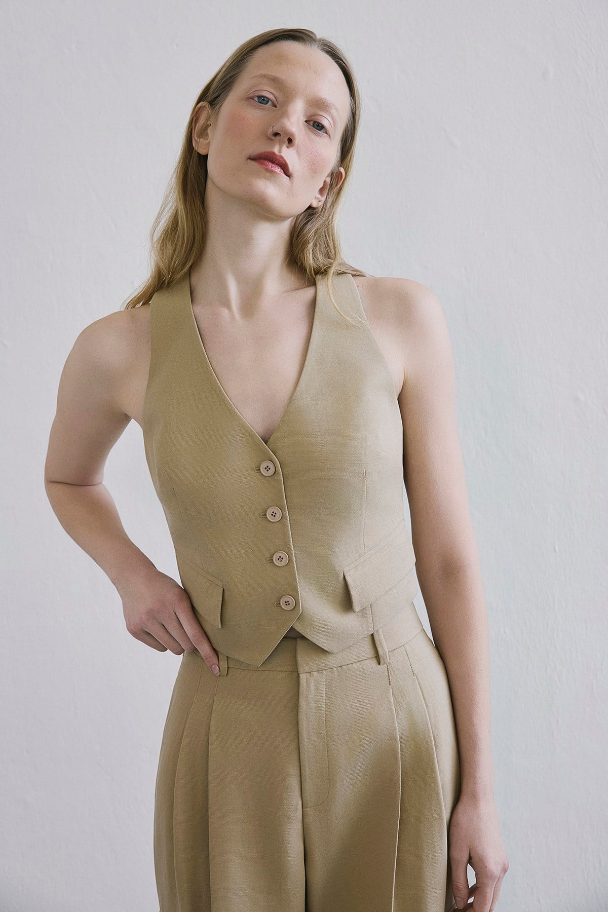 Keten Karışımlı Crop Camel Yelek