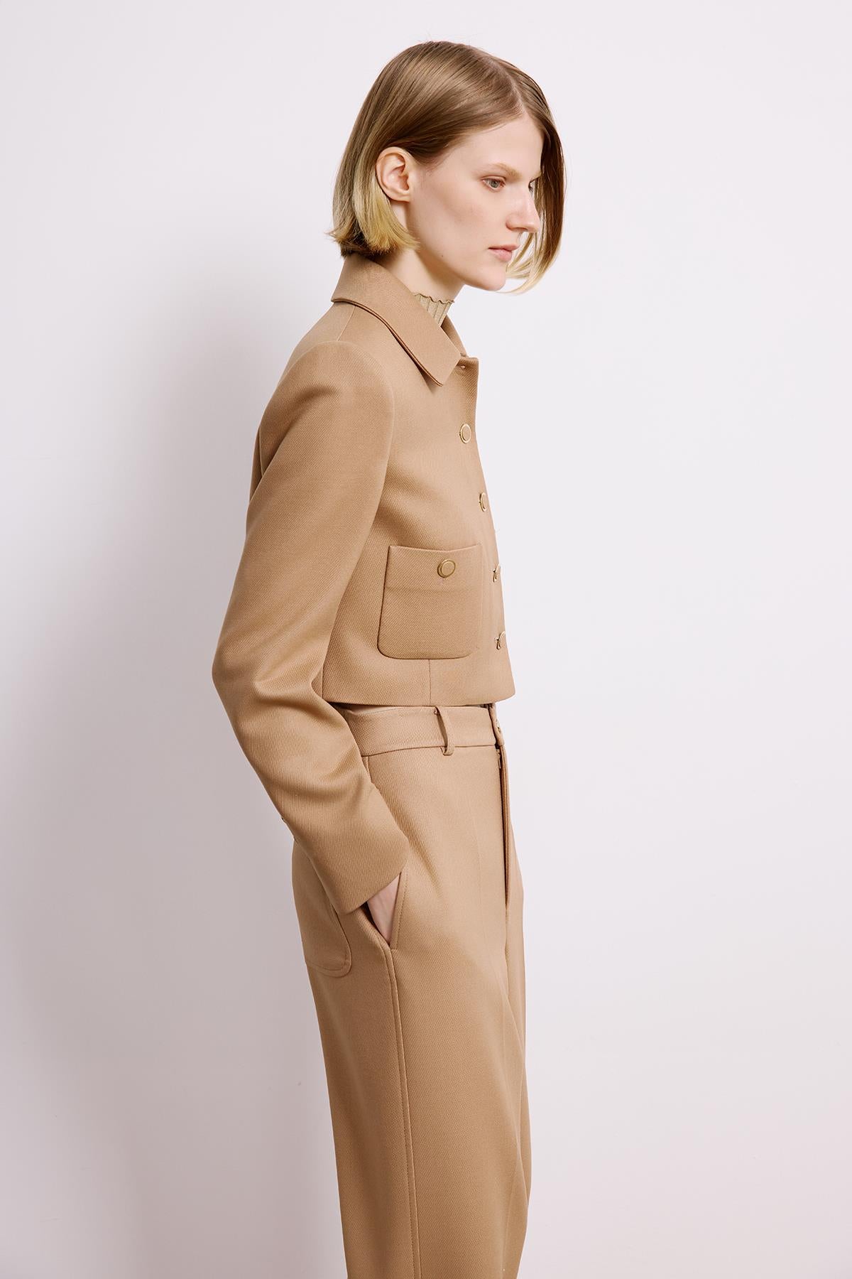 Metal Düğmeli Camel Crop Ceket