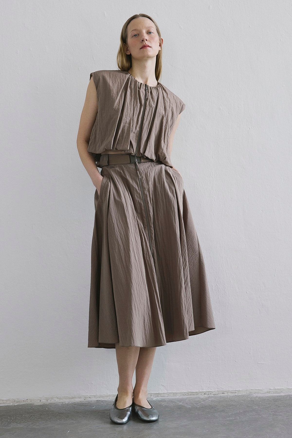 Metal Tokalı Kloş Midi Camel Etek