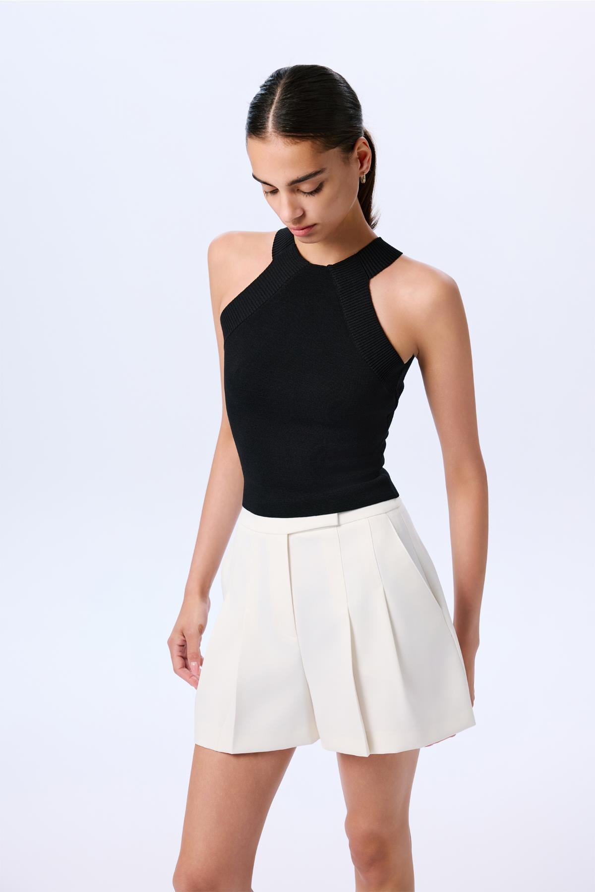 Omuz Dekolteli Basic Crop Siyah Bluz