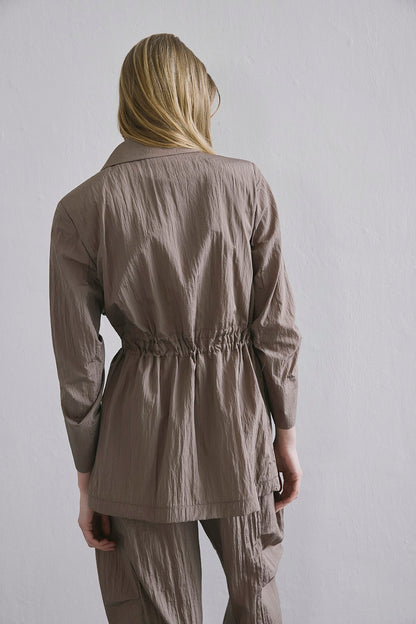 Ön Cepli Büzgü Detaylı Camel Ceket