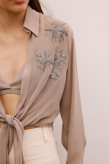 Payet Işlemeli Bağlamalı Vizon Crop Bluz