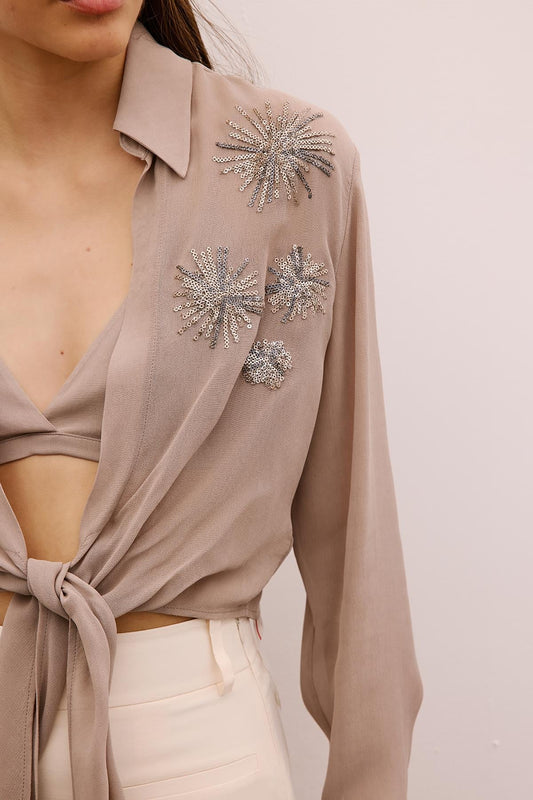 Payet Işlemeli Bağlamalı Vizon Crop Bluz