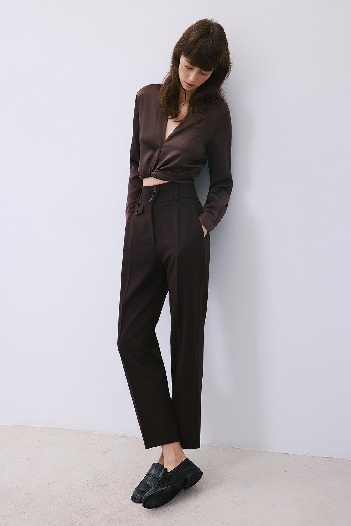 Pileli Dar Paça Yüksek Bel Kahve Pantolon