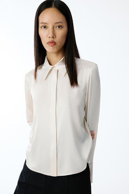 Şık Manşetli Uzun Kollu Bej Gömlek