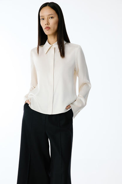 Şık Manşetli Uzun Kollu Bej Gömlek