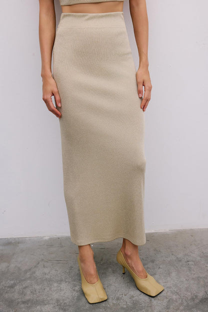 Simli Detaylı Yırtmaçlı Uzun Gold Etek