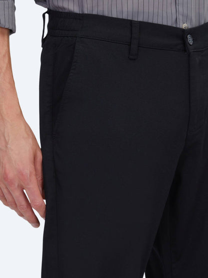 Siyah Dokuma Jogging Fit Casual Pamuk Karışımlı Pantolon