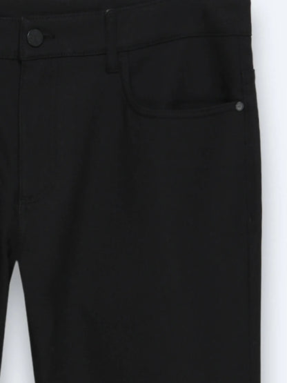 Siyah Düz Dokuma Slim Fit Spor Pamuk Karışımlı Pantolon