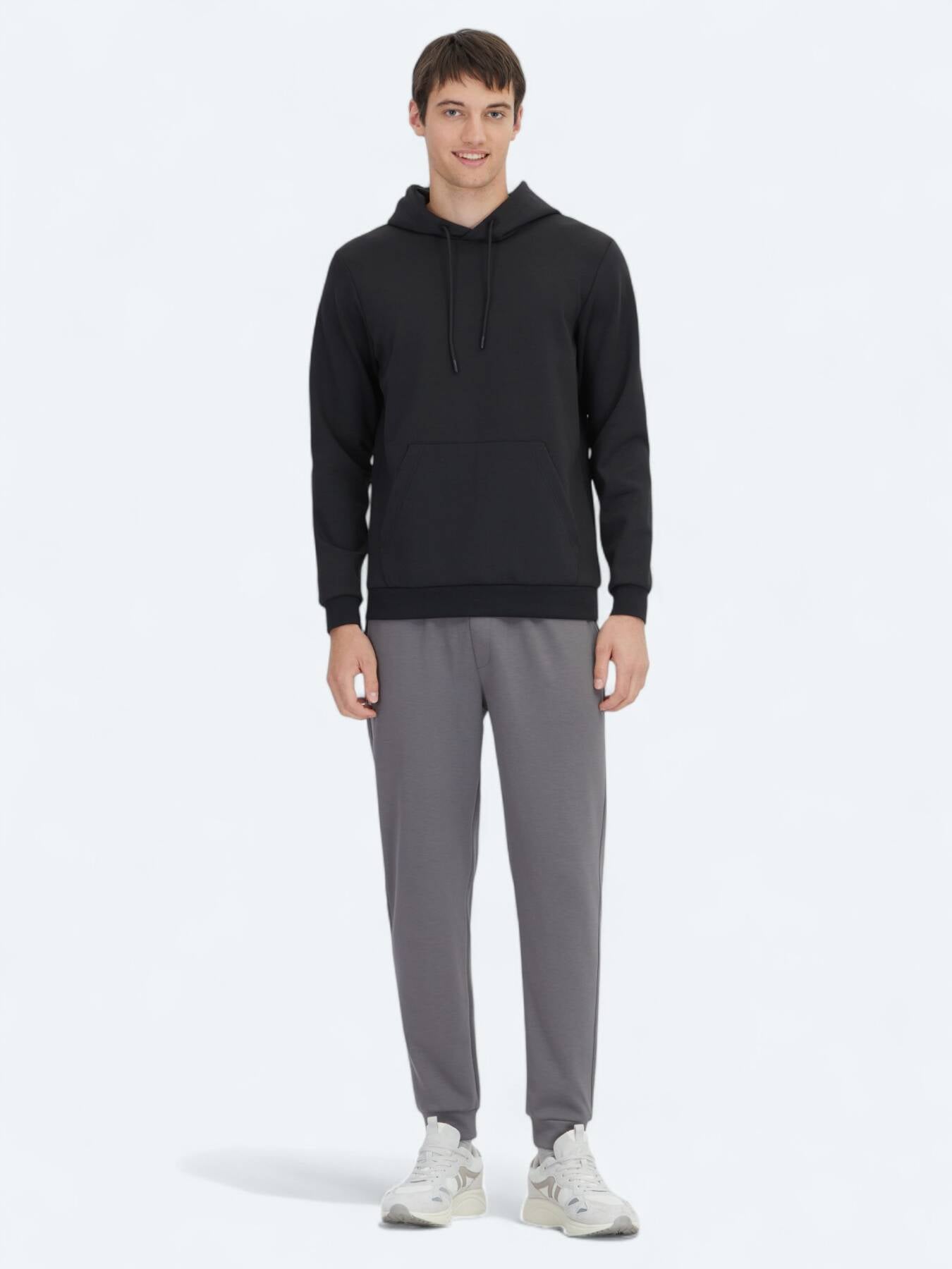 Siyah Kapüşonlu Sweatshırt