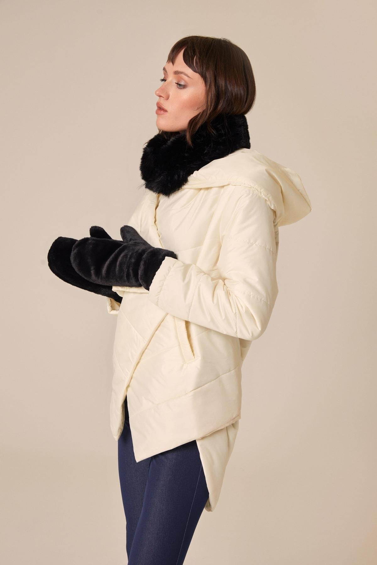 Siyah Peluş Eldiven