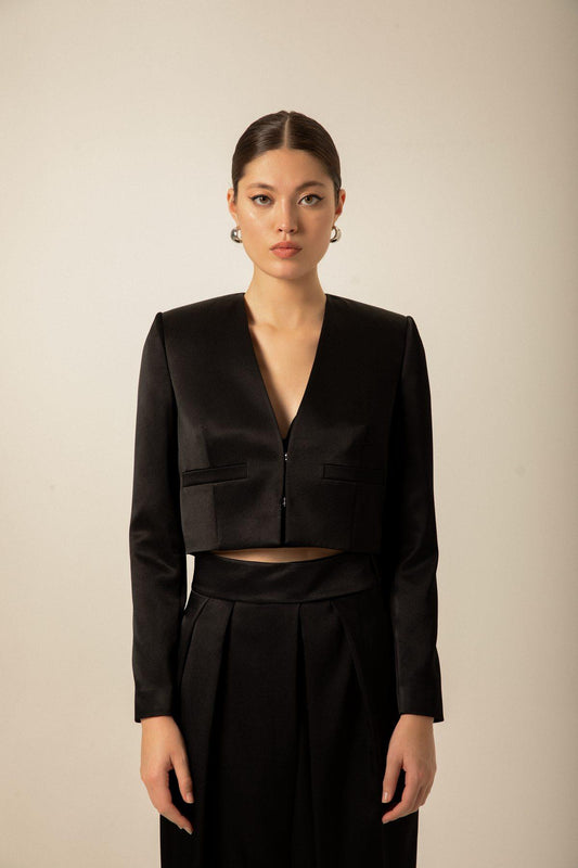 Siyah Saten Crop Ceket