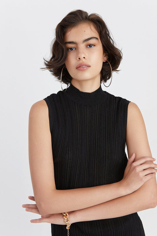 Siyah Uzun Fitilli Triko Bluz
