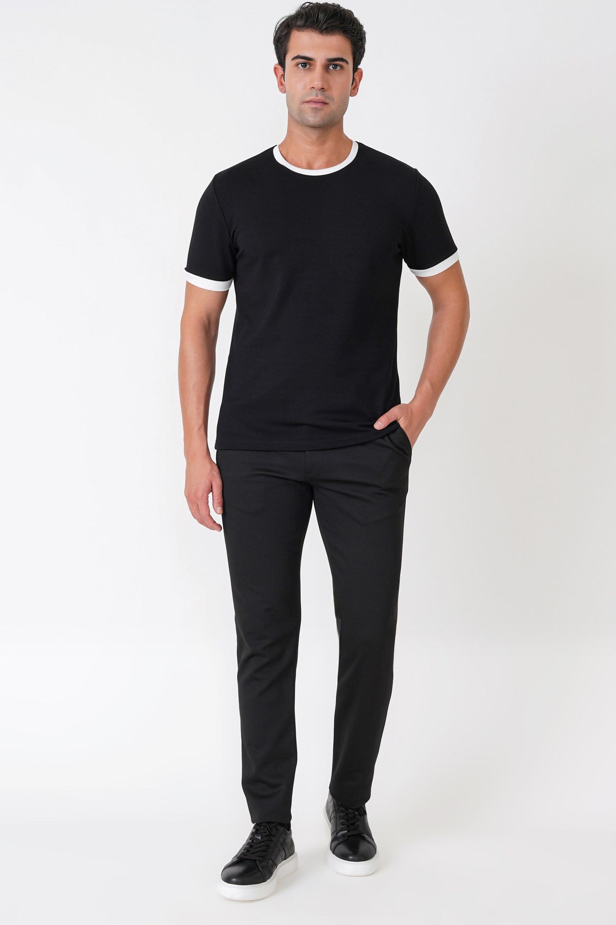 Slim Fit Bisiklet Yaka Siyah-ekru Tişört Ts 932
