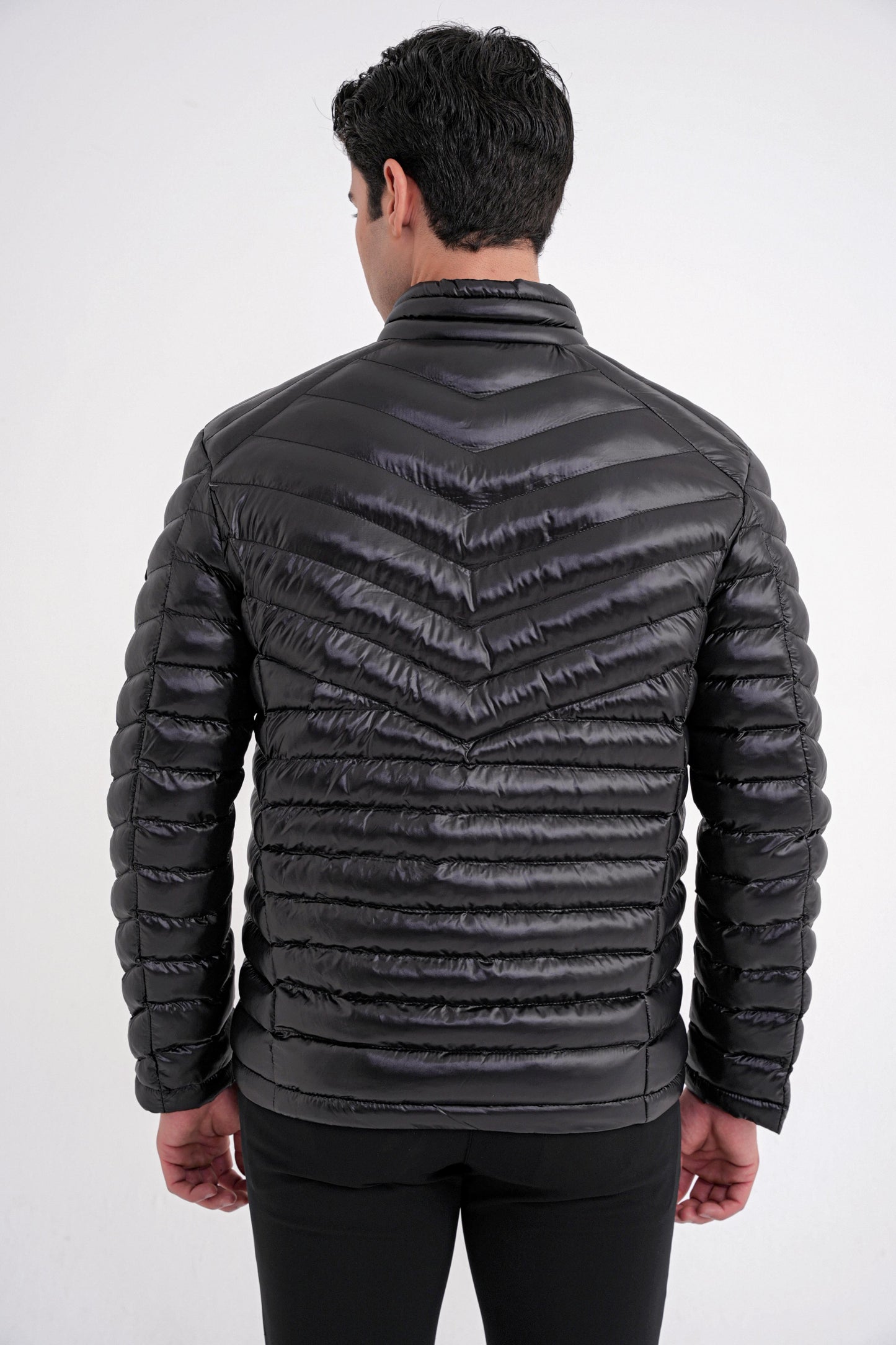 Slim Fit Hakim Yaka Yan Cepli Kaz Tüyü Siyah Şişme Mont Mt 176