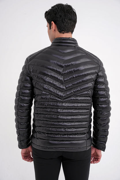 Slim Fit Hakim Yaka Yan Cepli Kaz Tüyü Siyah Şişme Mont Mt 176