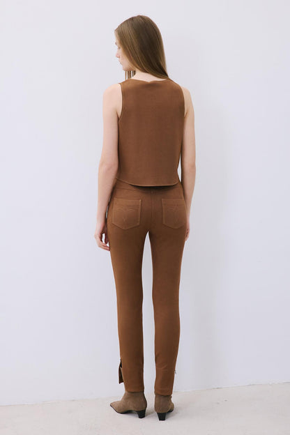 Süs Dikişli Süet Dar Paça Kahve Pantolon