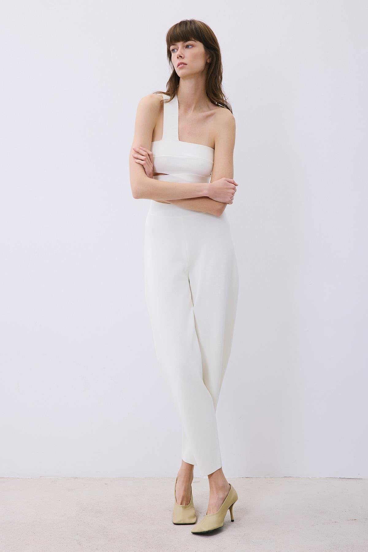 Tek Omuz Bantlı Ekru Triko Büstiyer