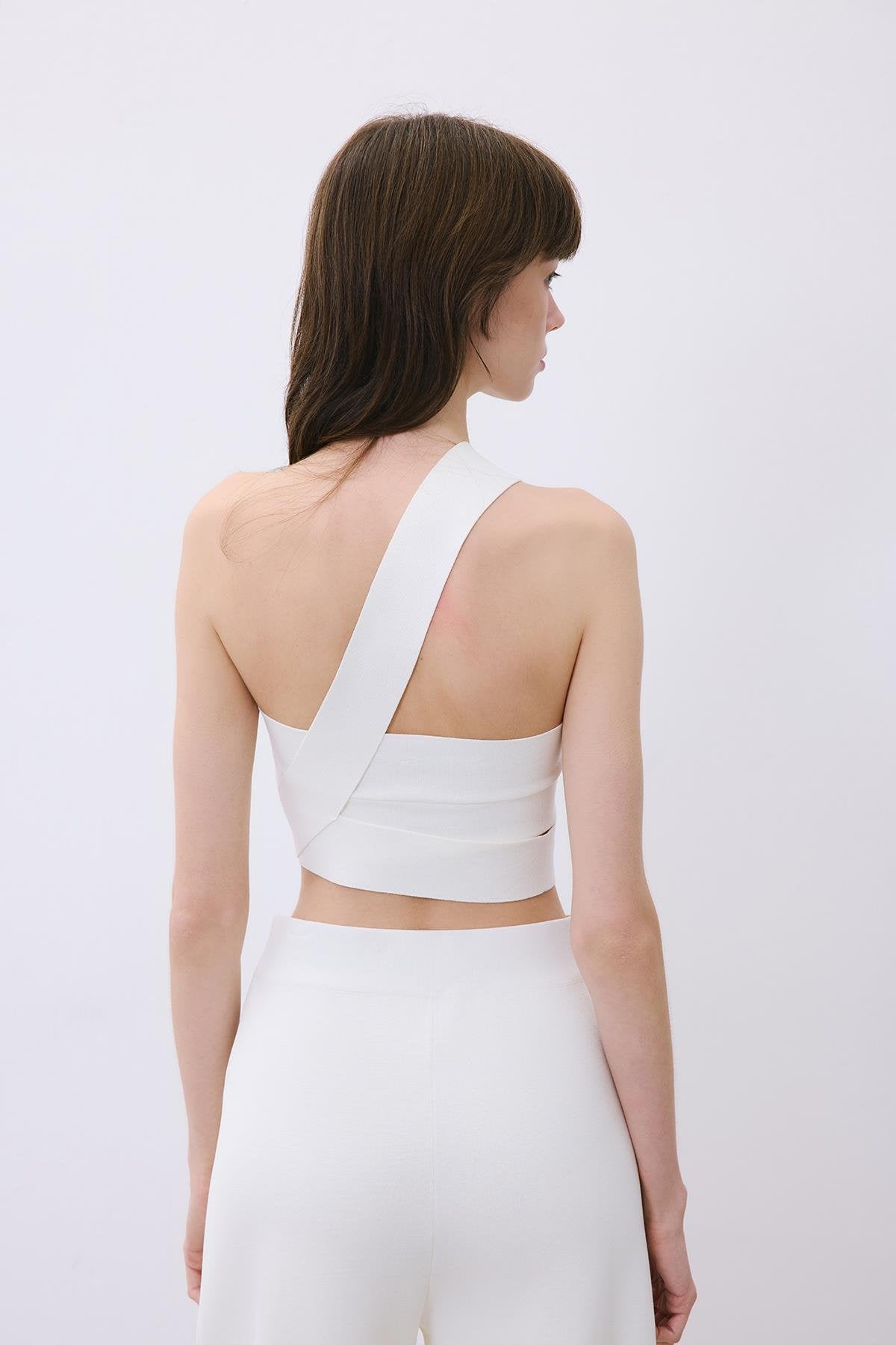 Tek Omuz Bantlı Ekru Triko Büstiyer