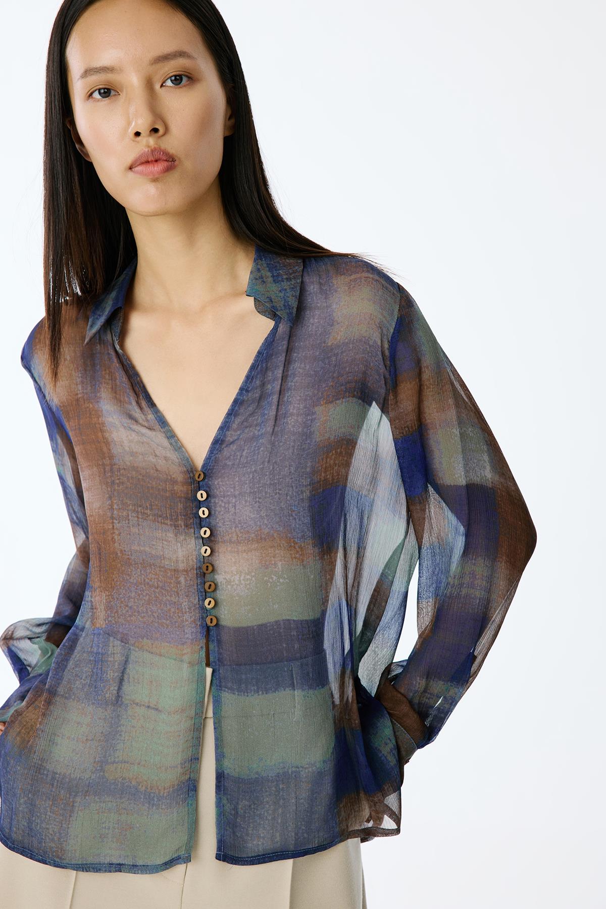 Transparan Yan Yırtmaçlı Desenli Gömlek