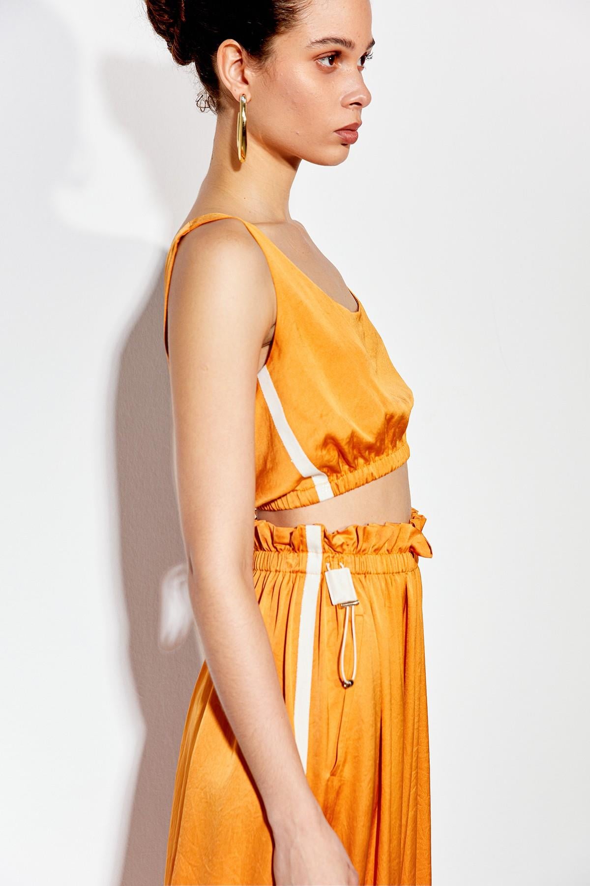 Turuncu Saten Crop Top