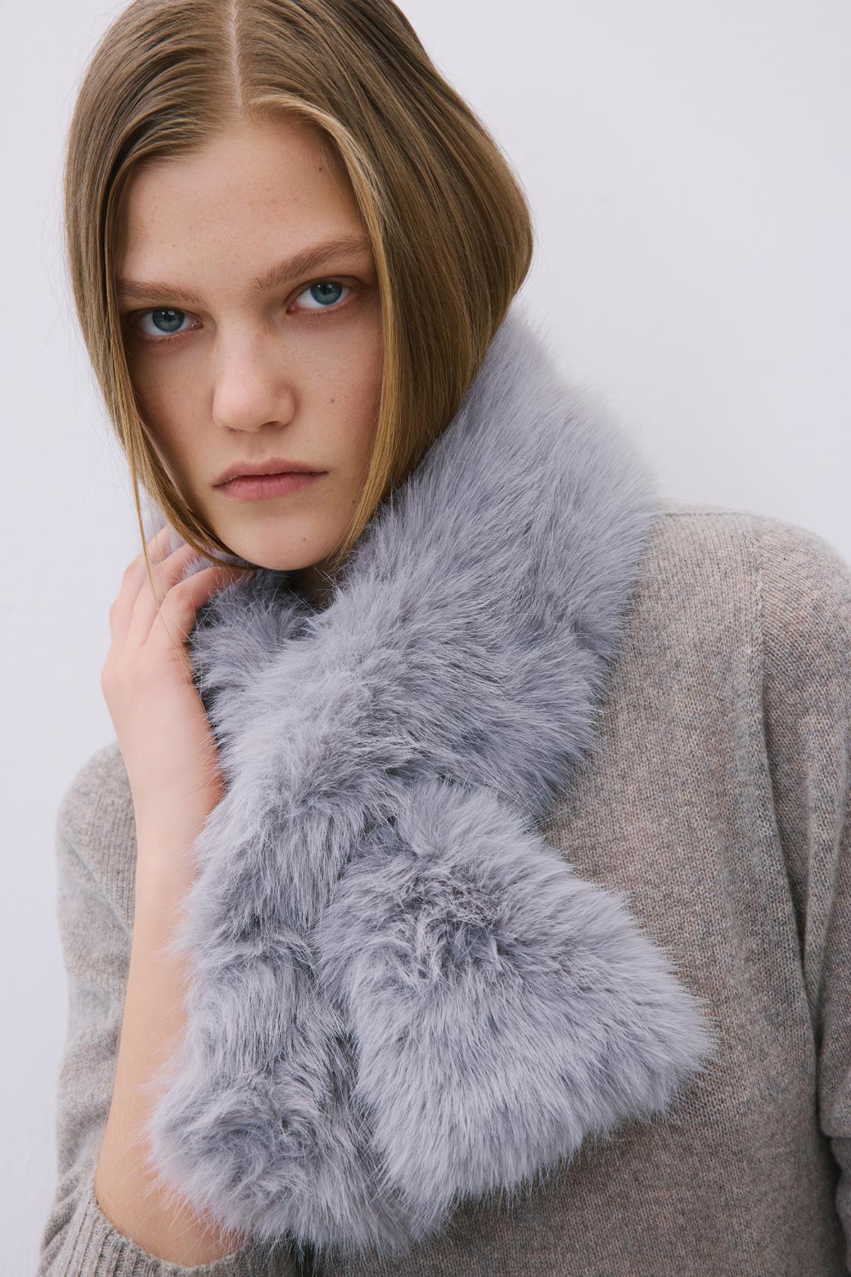 Tüy Dokulu Gri Kürk Boyunluk