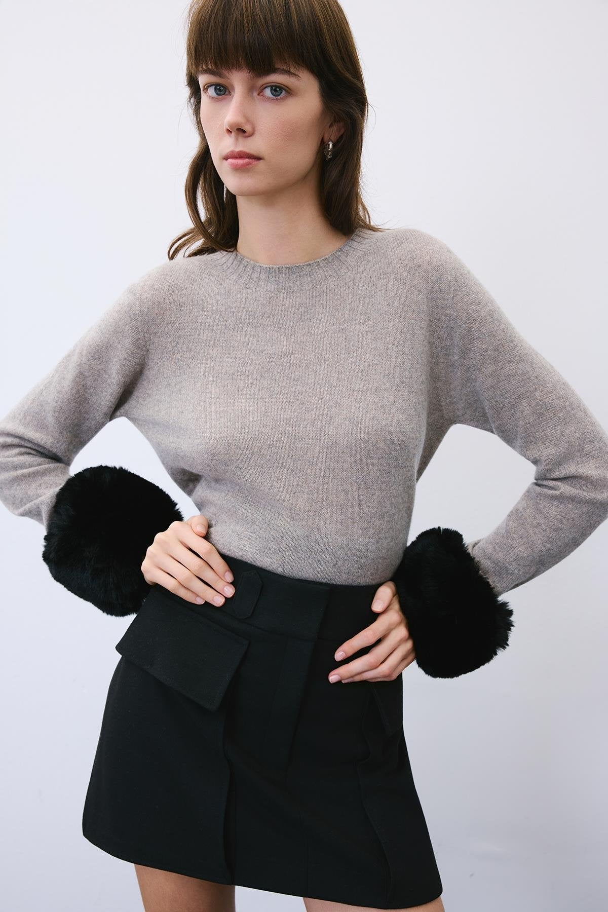 Tüy Dokulu Siyah Kürk Kolluk