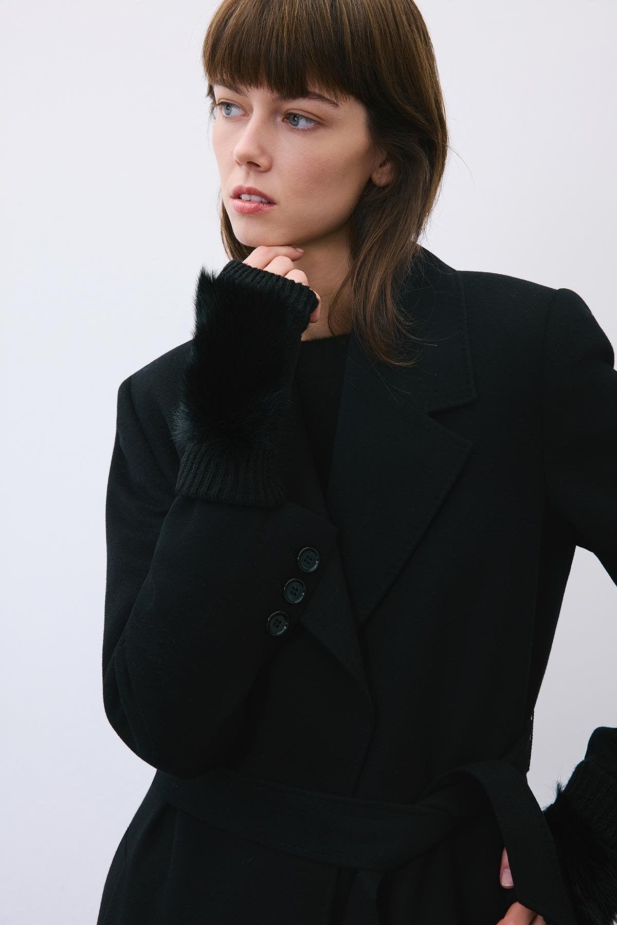 Tüy Dokulu Siyah Triko Eldiven