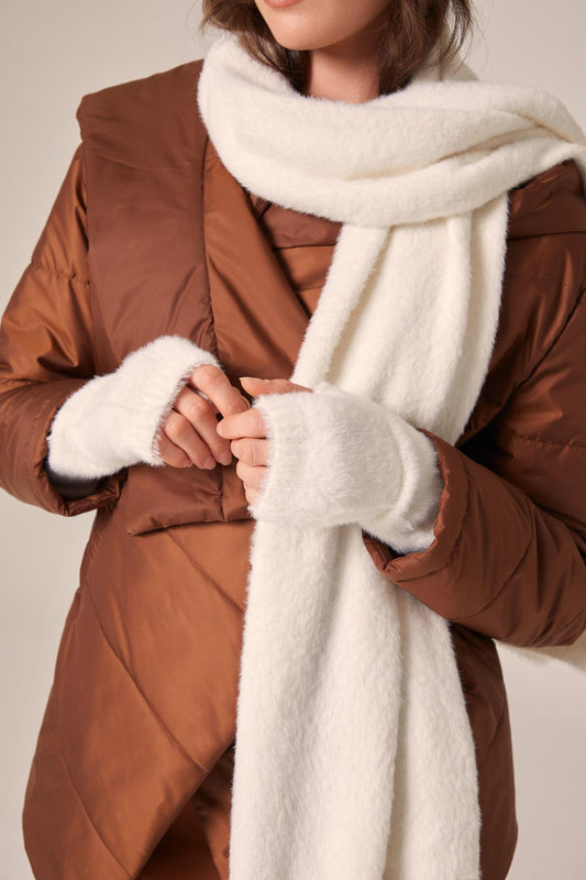 Tüylü Ekru Kesik Eldiven