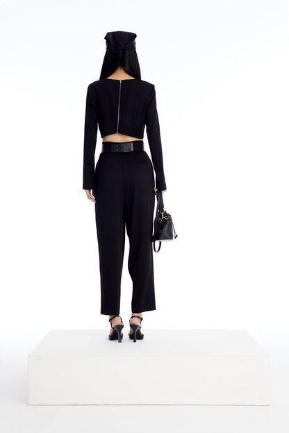 Uzun Kollu Siyah Crop Bluz