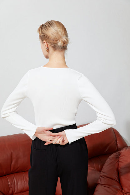 Ekru V Yaka Uzun Kollu Triko Body